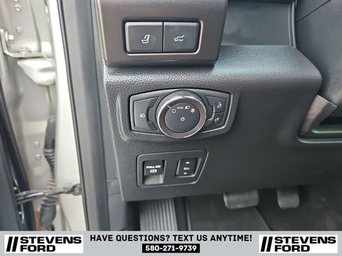 Used 2018 Ford Expedition Limited w/ Equipment Group 301A AWD/4WD image 17
