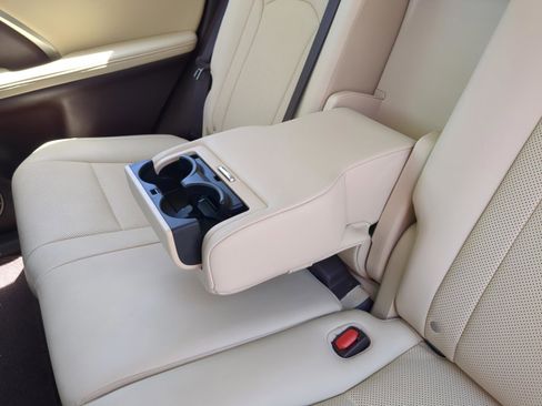 Used 2020 Lexus RX 350 AWD w/ Premium Package image 29