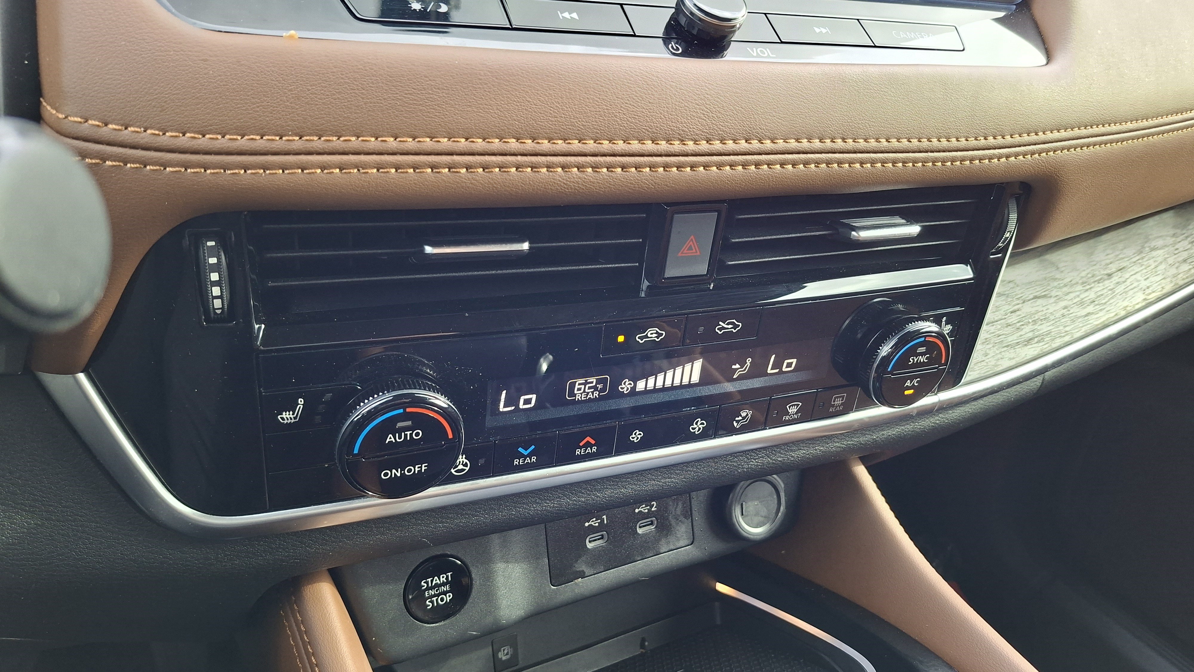 Certified 2025 Nissan Rogue Platinum w/ Tech Package FWD image 15