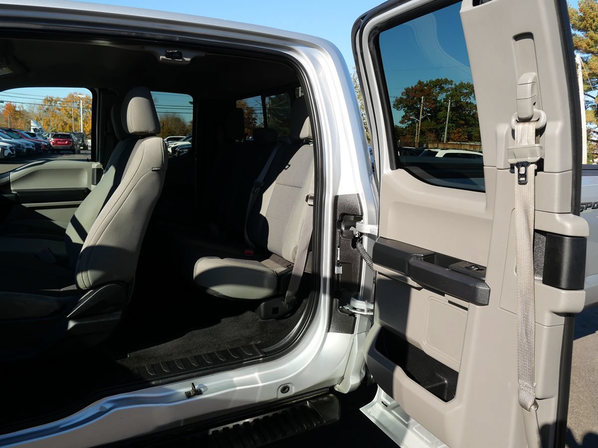 Used 2016 Ford F150 XL w/ Equipment Group 101A Mid AWD/4WD image 26