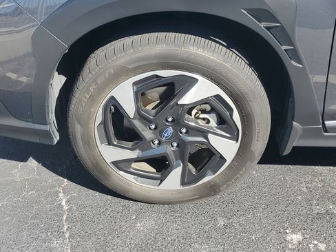 Used 2024 Subaru Crosstrek 2.5i Limited image 10