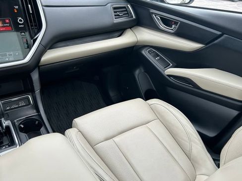 Used 2023 Subaru Ascent Limited w/ Technology Package AWD/4WD image 15