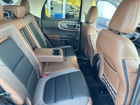 Used 2025 Ford Bronco Sport Outer Banks w/ Outer Banks Tech Package+ AWD/4WD image 34