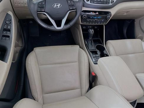 Used 2016 Hyundai Tucson Limited w/ Option Group 03 FWD image 28