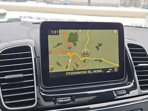 Used 2018 Mercedes-Benz GLS 450 4MATIC image 16