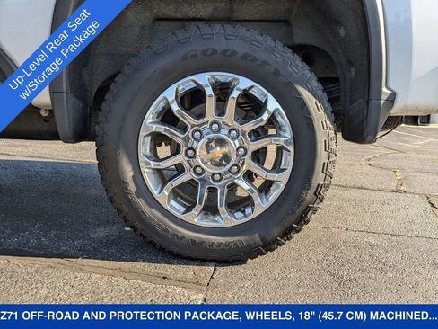 Used 2024 Chevrolet Silverado 2500 LTZ w/ LTZ Convenience Package image 11