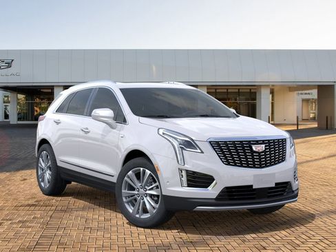 New 2026 Cadillac XT5 Premium Luxury w/ LPO, Floor Liner Package FWD image 7