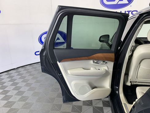 Used 2021 Volvo XC90 T5 Momentum w/ Protection Package FWD image 31
