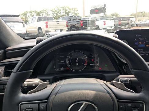 Used 2022 Lexus ES 350 Ultra Luxury w/ Accessory Package 2 FWD image 29