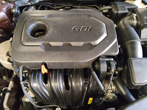 Used 2018 Kia Optima LX FWD image 30