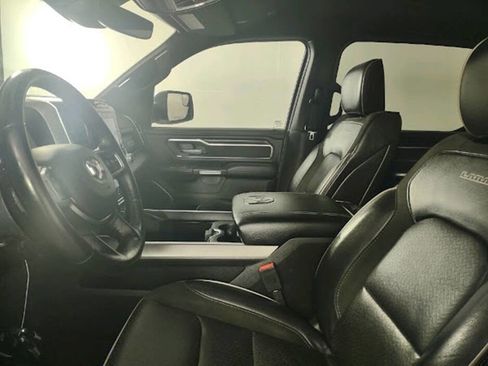 Used 2023 RAM 1500 Laramie AWD/4WD image 10
