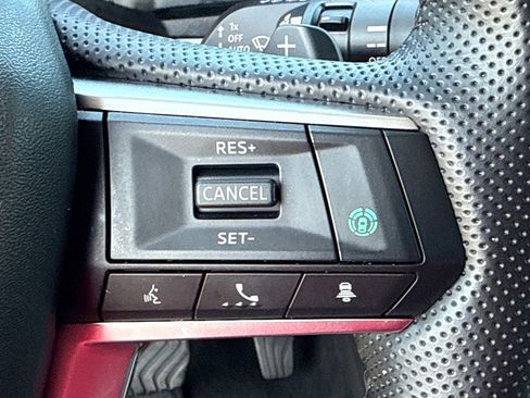 Used 2023 Mitsubishi Outlander SEL image 28