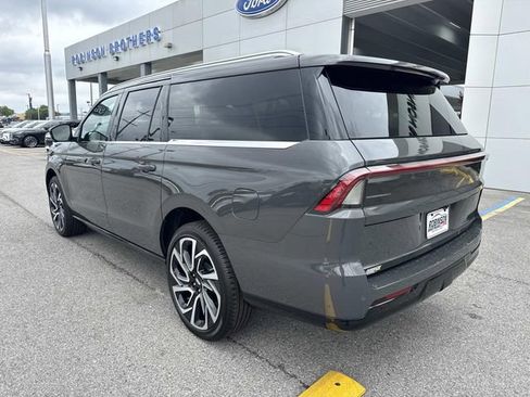 New 2026 Lincoln Navigator L Black Label AWD/4WD image 5