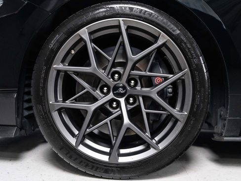 Used 2022 Ford Mustang Mach 1 w/ Mach 1 Handling Package RWD image 4