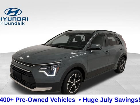 Used 2023 Kia Niro EX FWD image 3