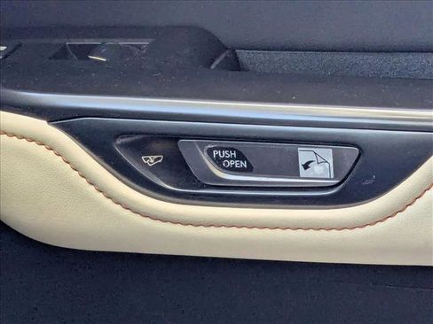 Used 2023 Lexus NX 250 FWD image 10