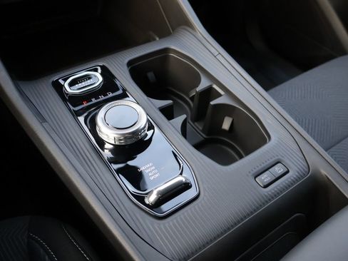 New 2026 Jeep Cherokee Laredo AWD/4WD image 37