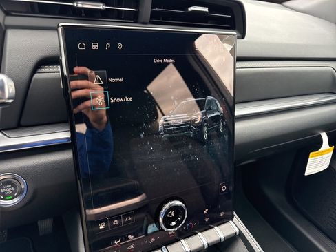 New 2026 GMC Terrain Elevation w/ Technology Package II image 23