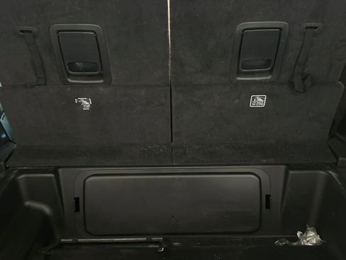 Used 2021 Jeep Grand Cherokee L Limited RWD image 18