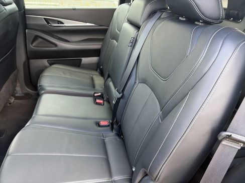 Used 2023 INFINITI QX60 Luxe w/ Cargo Package FWD image 26