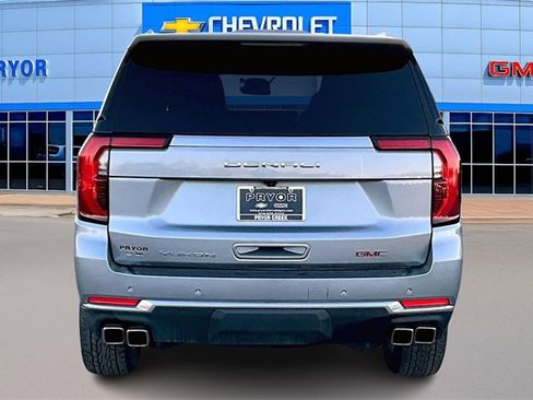 Used 2025 GMC Yukon Denali image 6