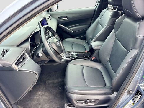 Used 2024 Toyota Corolla Cross XLE image 20