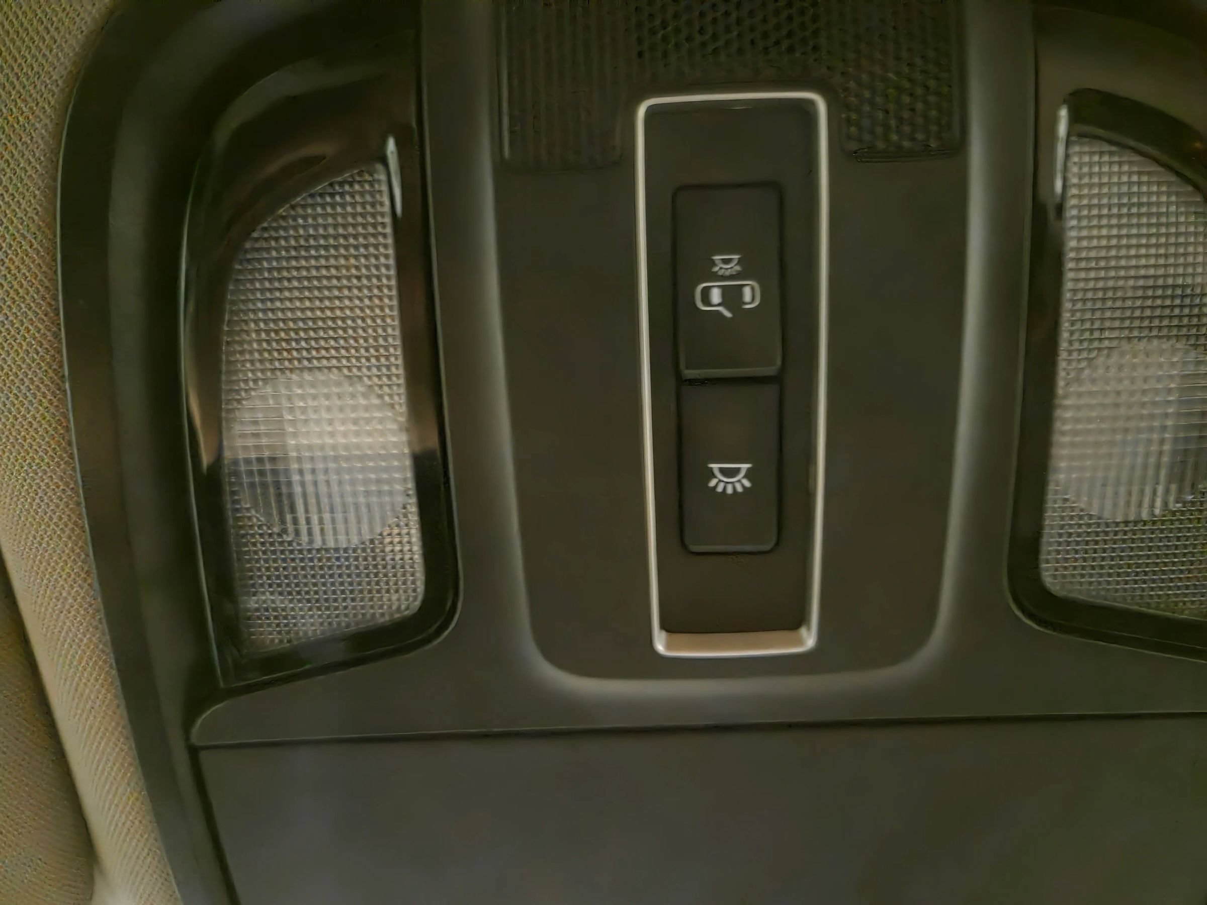 Used 2020 Kia Sorento S FWD image 29
