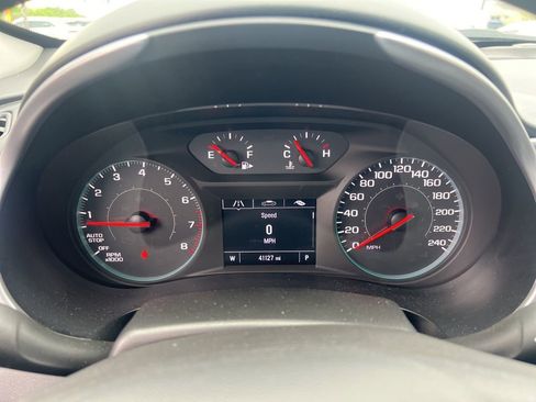 Used 2024 Chevrolet Malibu LT image 26