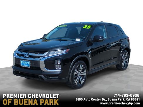 Used 2025 Mitsubishi Outlander Sport SE AWD/4WD image 1