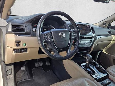 Used 2019 Honda Ridgeline RTL-E image 10