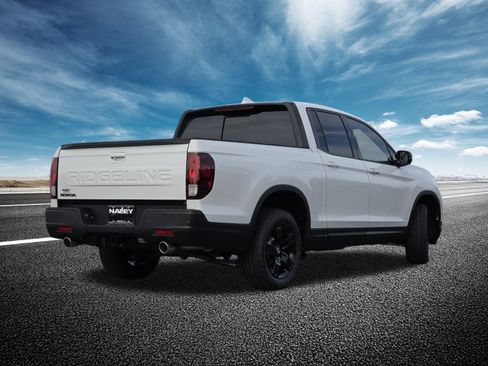 New 2026 Honda Ridgeline Black Edition image 21