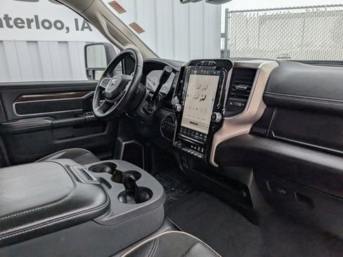 Used 2024 RAM 2500 Laramie image 34