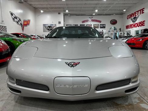 Used 2004 Chevrolet Corvette Z06 w/ Memory Package RWD image 22