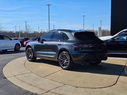 Used 2024 Porsche Macan image 7