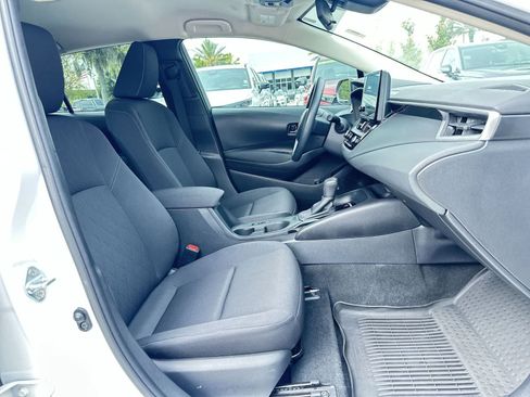 Used 2023 Toyota Corolla LE w/ LE Convenience Package FWD image 17