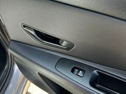 Used 2024 Hyundai Elantra Limited FWD image 20
