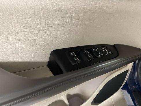Used 2019 Lincoln Nautilus Reserve AWD/4WD image 23