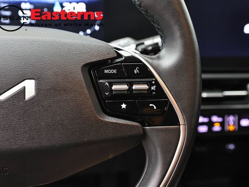 Used 2023 Kia Niro Wind w/ Wind Preserve Package FWD image 16