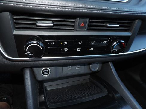 Certified 2023 Nissan Rogue S image 22