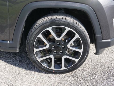 Used 2019 Jeep Compass Limited w/ Safety & Security Group AWD/4WD image 6