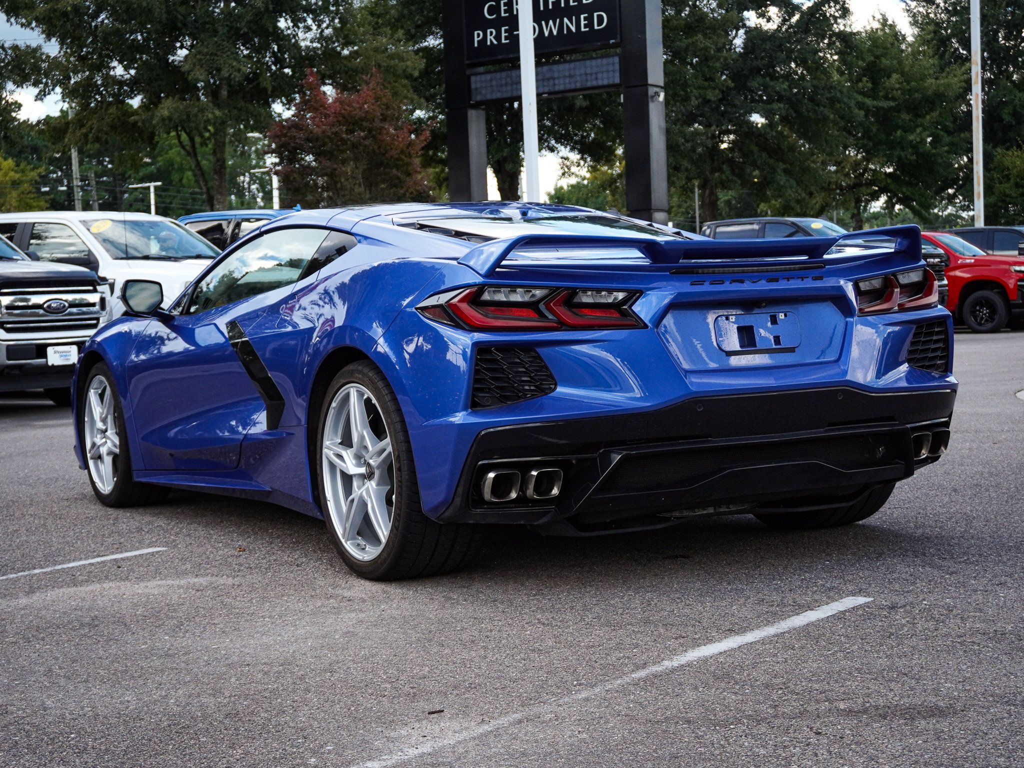 Used 2023 Chevrolet Corvette Stingray Premium Cpe RWD image 8
