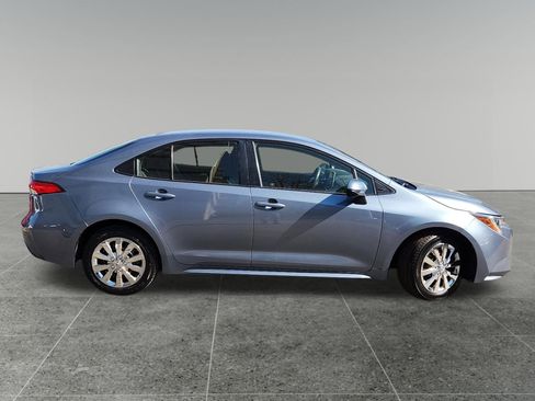 Used 2020 Toyota Corolla LE image 8