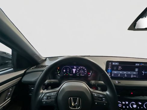 Used 2025 Honda Accord Sport image 7