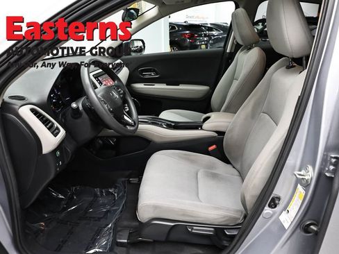 Used 2019 Honda HR-V EX image 13