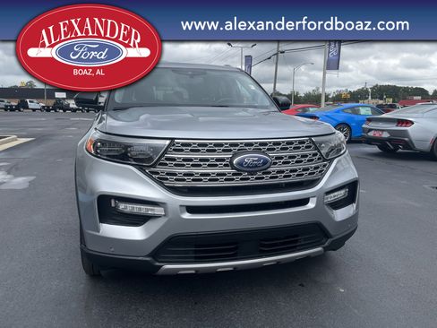 Certified 2024 Ford Explorer Limited image 5