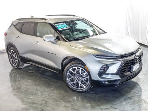 Certified 2025 Chevrolet Blazer RS image 6