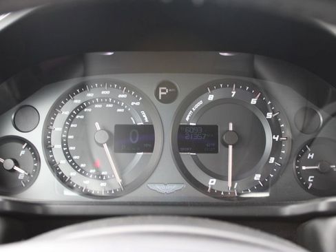 Used 2014 Aston Martin Vanquish Volante RWD image 15
