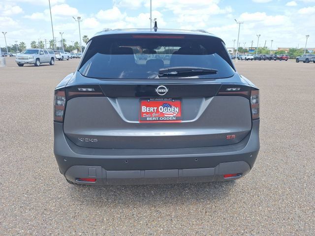Used 2025 Nissan Kicks SR w/ Illumination Package FWD image 6