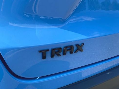 Used 2024 Chevrolet Trax RS w/ Driver Confidence Package FWD image 29