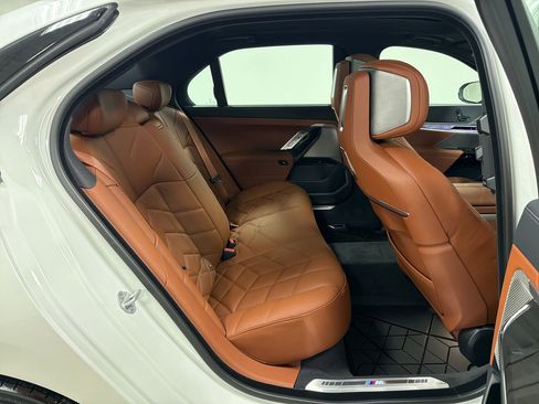 New 2026 BMW 740i RWD image 29